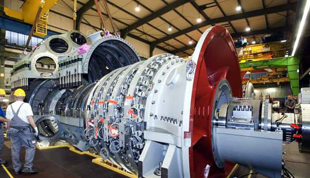 Industrial gas turbine assembly